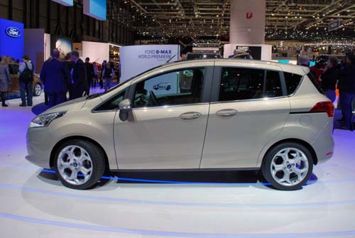Ford'un gözbebeği B-MAX satışa çıktı 31