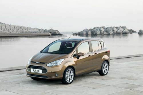 Ford'un gözbebeği B-MAX satışa çıktı 5