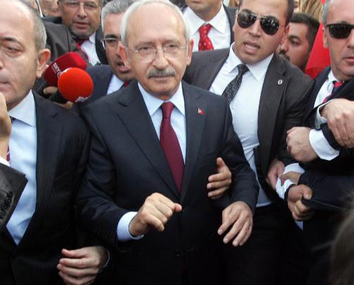Kılıçdaroğlu bariyerleri böyle aştı 9