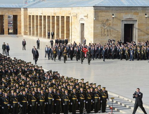 Devlet erkanı Anıtkabir'de! 12