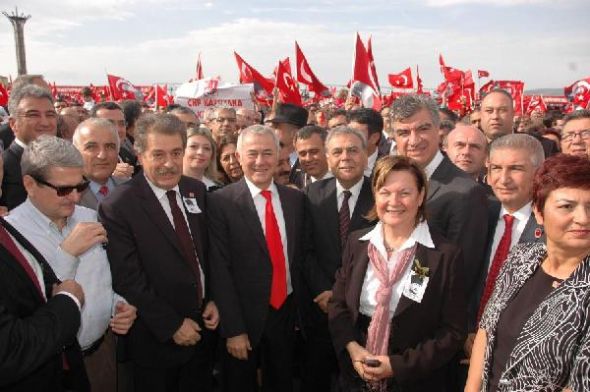 Cumhuriyet yürüyüşüne rekor katılım! 5