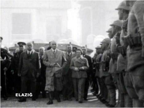 Atatürk'ün ilk kez ortaya çıkan fotoğrafları! 10
