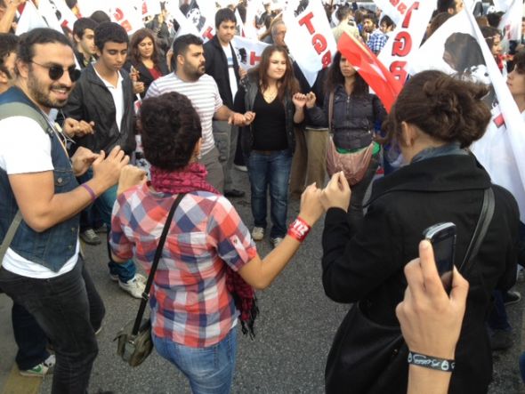 Ankara'da Cumhuriyet yürüyüşü gerilimi 1