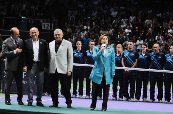 Bakanlar neye uğradığını şaşırdı 2