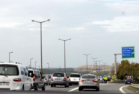 Dikkat! Tatilciler trafiği felç etti 4