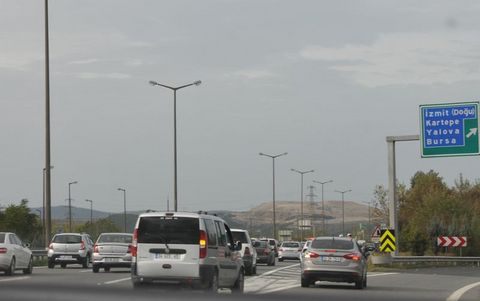 Dikkat! Tatilciler trafiği felç etti 5