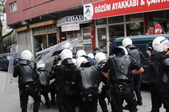BDP yürüyüşünde olay çıktı 11