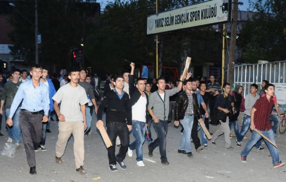 BDP yürüyüşünde olay çıktı 9