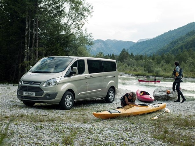 Ford Transit ve Tourneo Custom satışa sunuldu 13