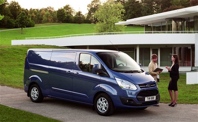 Ford Transit ve Tourneo Custom satışa sunuldu 26