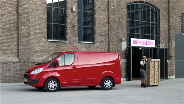 Ford Transit ve Tourneo Custom satışa sunuldu 28