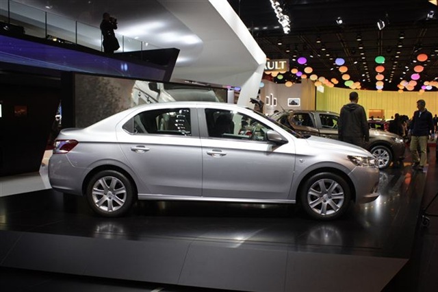 2013 Peugeot 301: Paris 2012 2
