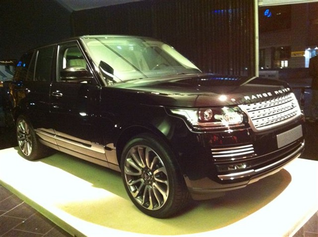 Yeni Range Türkiye'de 40