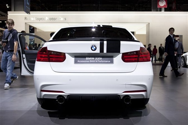 2013 BMW 3 Series M Performance: Paris 2012 5