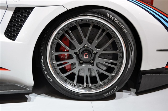 Giugiaro Brivido Concept is Italian 12