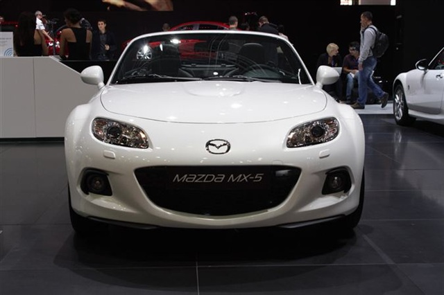 2013 Mazda MX-5 Miata: Paris 2012 2