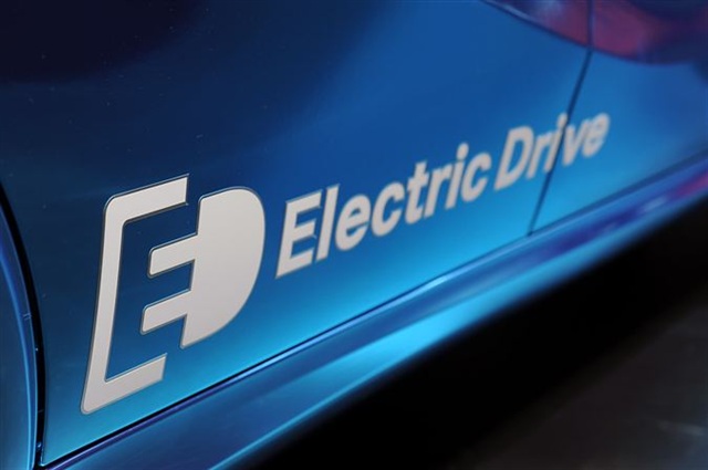 Mercedes-Benz B-Class Electric Drive Concept: Paris 2012 10