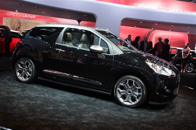 2013 Citroen DS3 Cabrio: Paris 2012 2