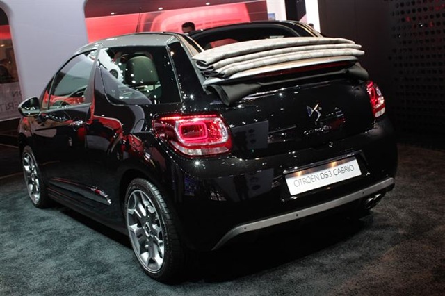 2013 Citroen DS3 Cabrio: Paris 2012 7