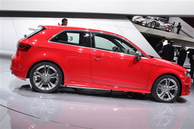 2013 Audi S3: Paris 2012 5