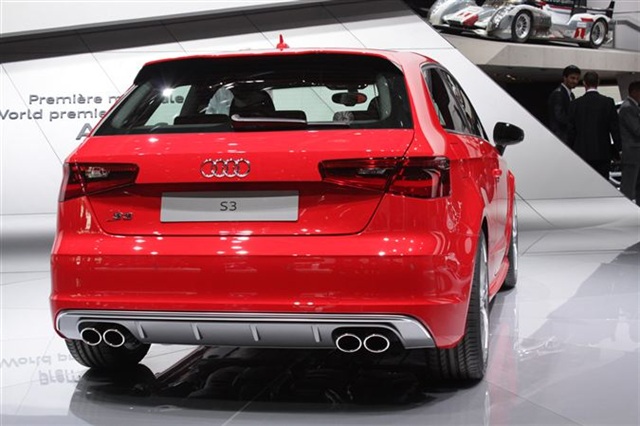 2013 Audi S3: Paris 2012 6