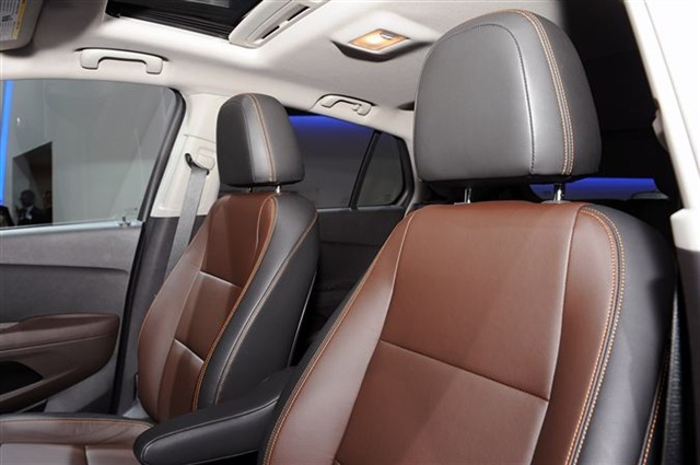 2013 Chevrolet Trax: Paris 2012 9