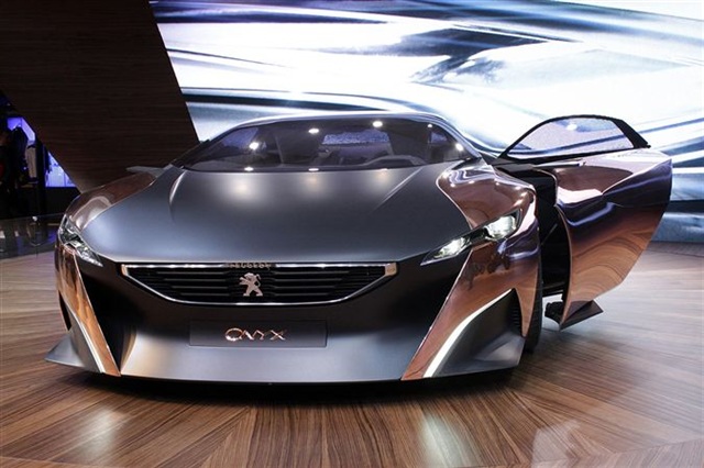 Peugeot Onyx Concept: Paris 2012 6