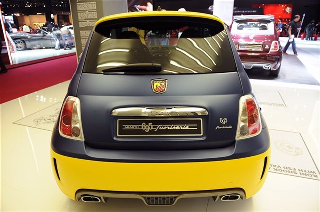 2013 Fiat 500 Abarth Fuori Serie: Paris 2012 13