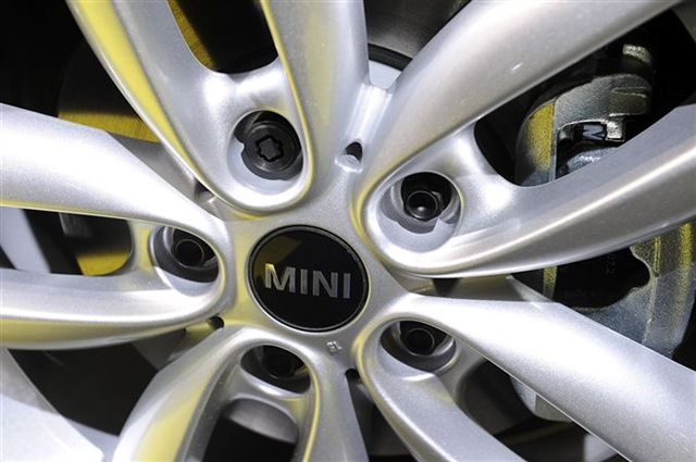 2013 Mini Paceman: Paris 2012 10