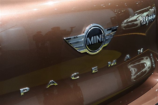 2013 Mini Paceman: Paris 2012 14