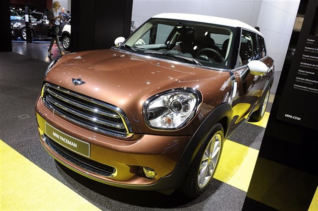 2013 Mini Paceman: Paris 2012 3