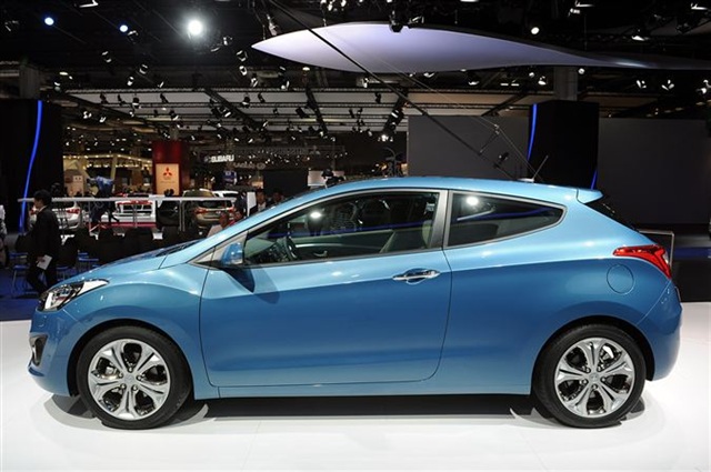 2013 Hyundai i30 3 Kapı: Paris 2012 7