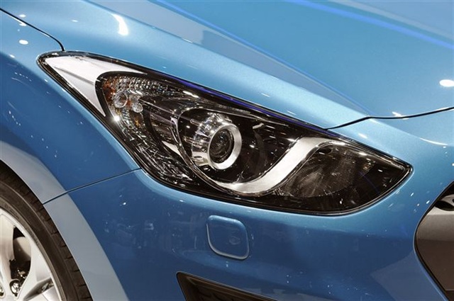 2013 Hyundai i30 3 Kapı: Paris 2012 9