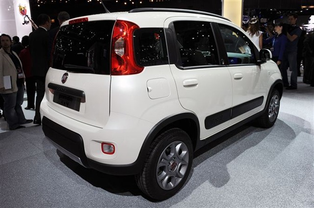 2013 Fiat Panda 4x4: Paris 2012 2