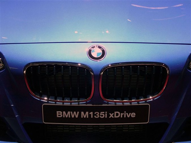 2013 BMW M135i xDrive: Paris 2012 9