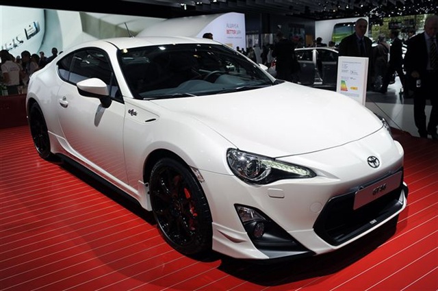 Toyota GT86 TRD: Paris 2012 1