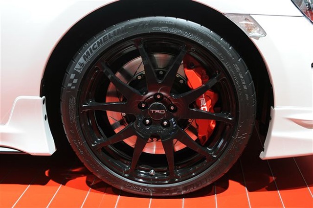 Toyota GT86 TRD: Paris 2012 10
