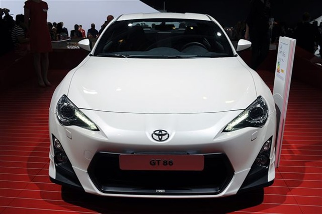 Toyota GT86 TRD: Paris 2012 5