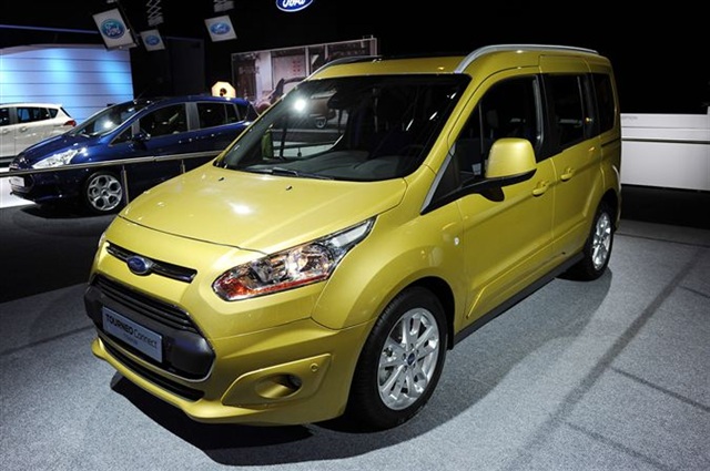 Yeni Ford Transit Connect: Paris 2012 3