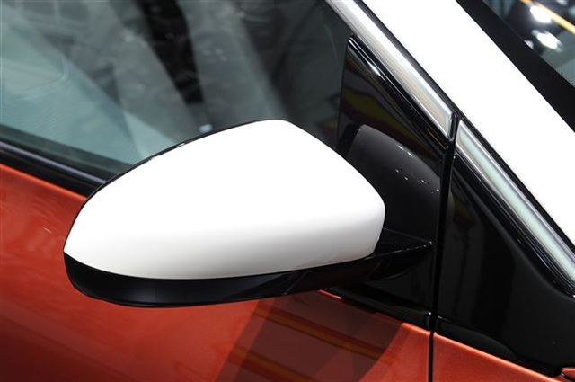 2013 Opel Adam: Paris 2012 11