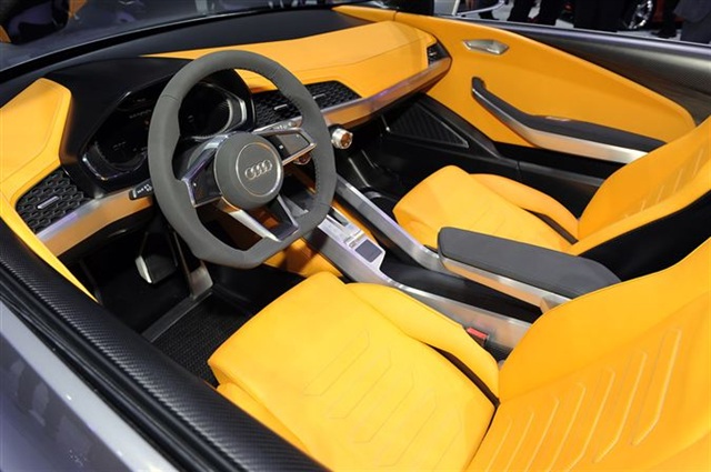 Audi Crosslane Coupe Concept: Paris 2012 15