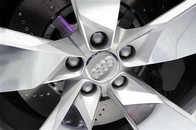 Audi Crosslane Coupe Concept: Paris 2012 4
