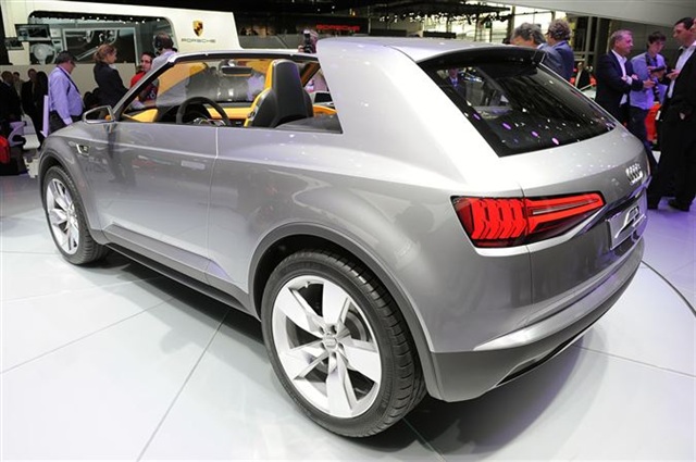 Audi Crosslane Coupe Concept: Paris 2012 6
