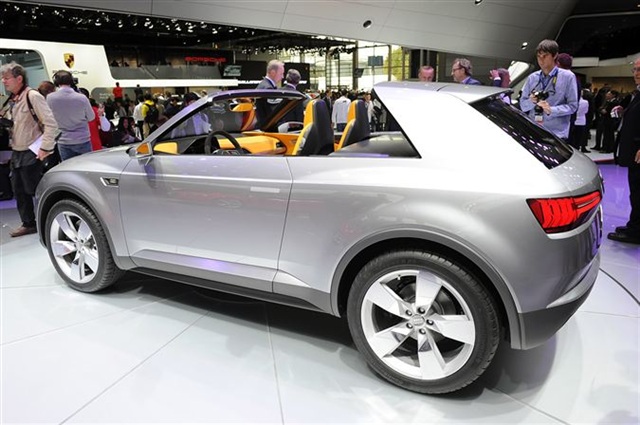 Audi Crosslane Coupe Concept: Paris 2012 8