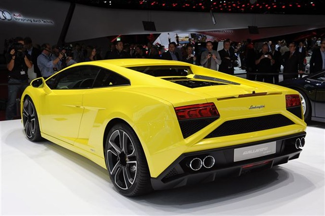 2013 Lamborghini Gallardo LP560-4: Paris 2012 15
