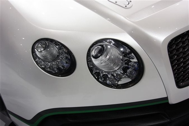 Bentley Continental GT3: Paris 2012 8