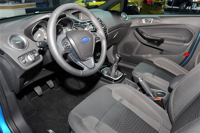 2013 Ford Fiesta: Paris 2012 12