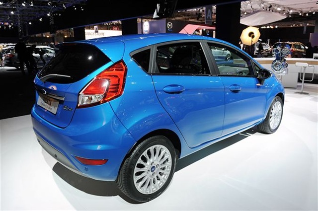 2013 Ford Fiesta: Paris 2012 3