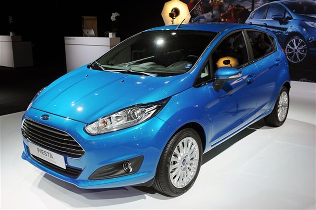 2013 Ford Fiesta: Paris 2012 5