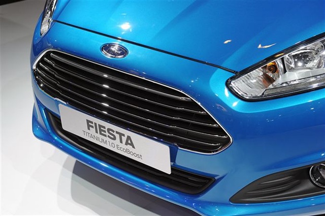 2013 Ford Fiesta: Paris 2012 8